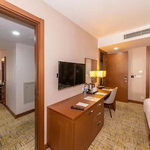 Hotel Land Park